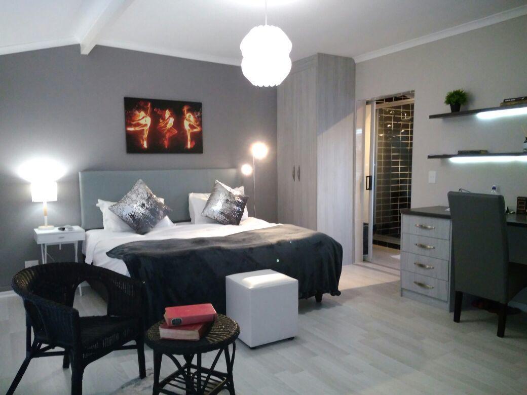 Mulenvo Guest House Bloubergstrand Exterior photo